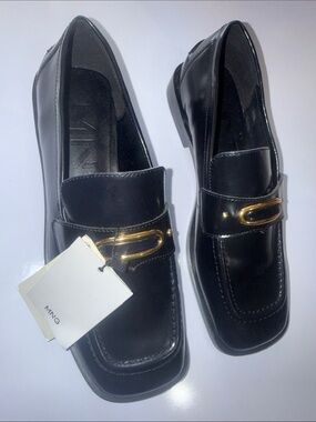 Mango loafers Black Leather Slip-On Loafers with Gold Buckle